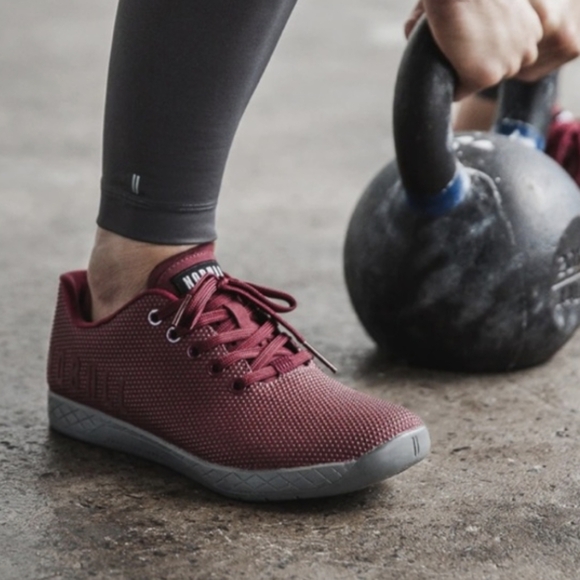 NOBULL Trainers Cabernet Women's 7 - Picture 1 of 11